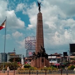 Tuklasin ang Caloocan City